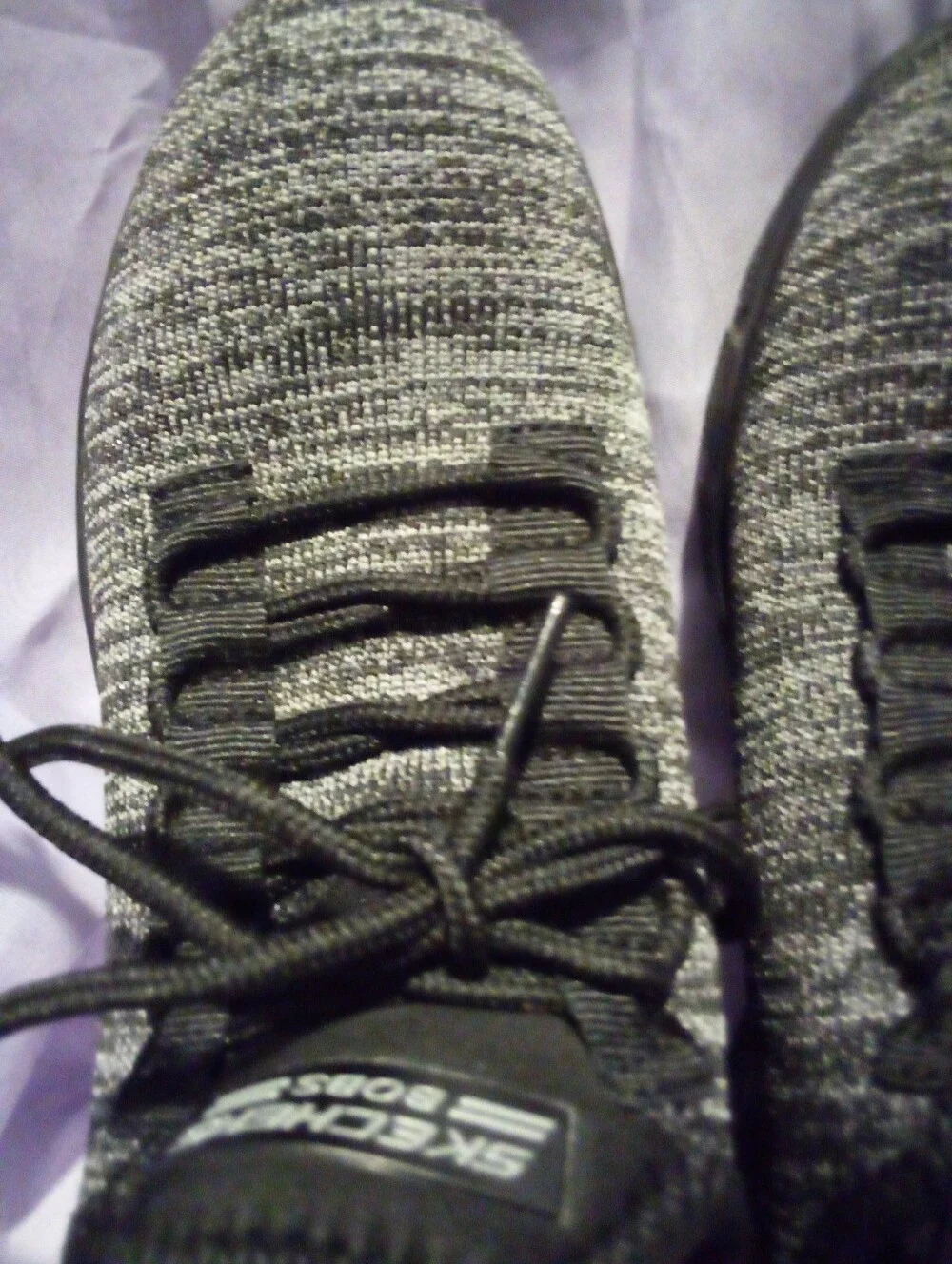 Sketchers Bobs Memory Foam Ladies Sneakers Size 6.5
